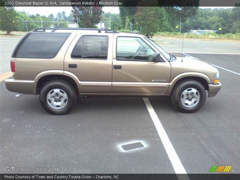 Sandalwood Metallic / Medium Gray 2002 Chevrolet Blazer LS 4x4
