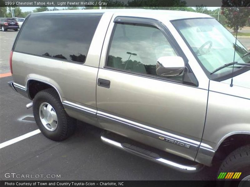 Light Pewter Metallic / Gray 1999 Chevrolet Tahoe 4x4