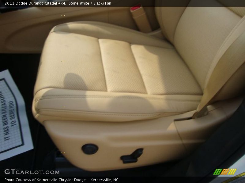 Stone White / Black/Tan 2011 Dodge Durango Citadel 4x4