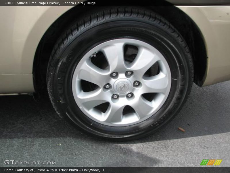 Sonora Gold / Beige 2007 Hyundai Entourage Limited