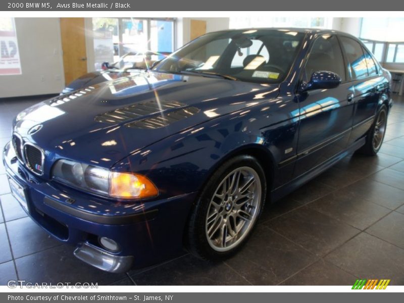Avus Blue Metallic / Black 2000 BMW M5