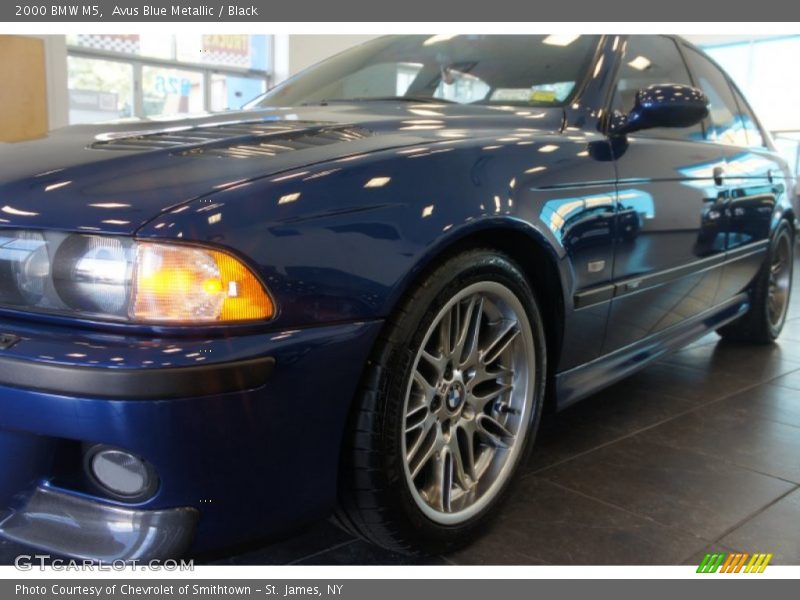 Avus Blue Metallic / Black 2000 BMW M5