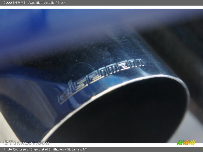 Avus Blue Metallic / Black 2000 BMW M5