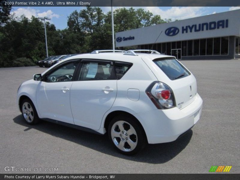 Ultra White / Ebony 2009 Pontiac Vibe 2.4 AWD