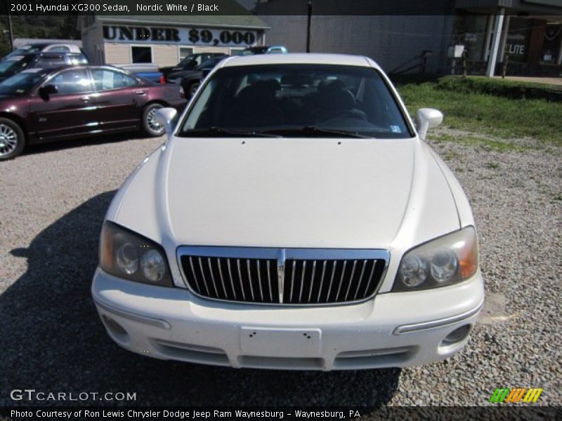 Nordic White / Black 2001 Hyundai XG300 Sedan