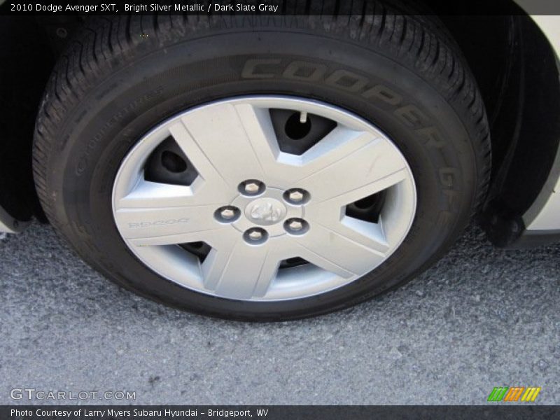 Bright Silver Metallic / Dark Slate Gray 2010 Dodge Avenger SXT