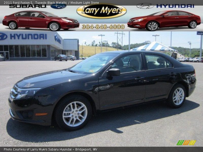 Tuxedo Black Metallic / Medium Light Stone 2011 Ford Fusion S