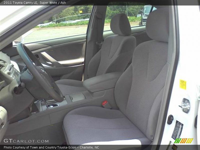 Super White / Ash 2011 Toyota Camry LE