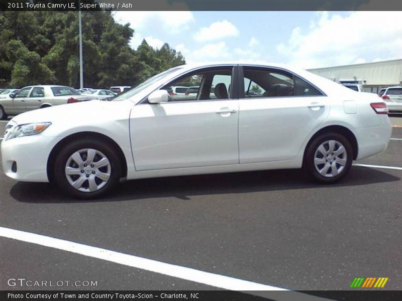 Super White / Ash 2011 Toyota Camry LE