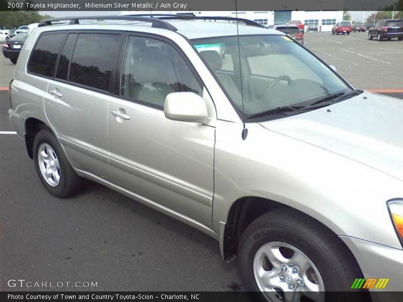 Millenium Silver Metallic / Ash Gray 2007 Toyota Highlander