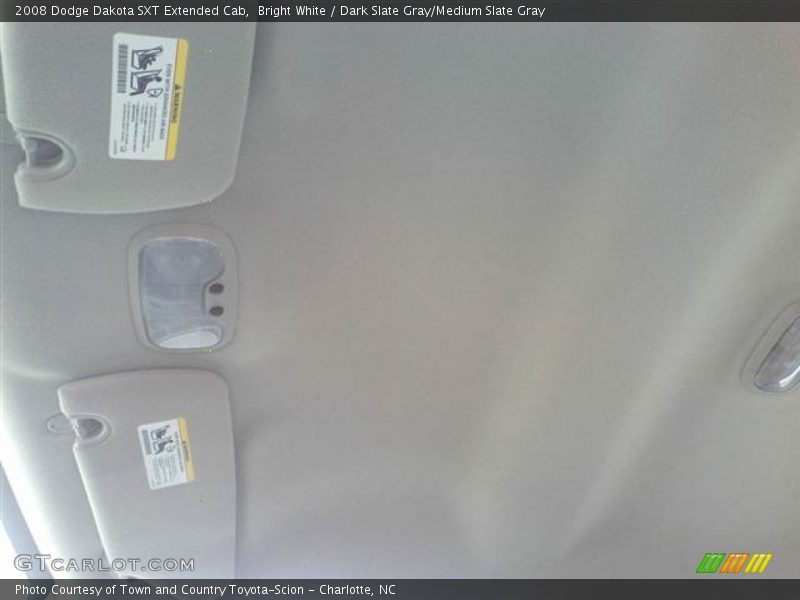 Bright White / Dark Slate Gray/Medium Slate Gray 2008 Dodge Dakota SXT Extended Cab