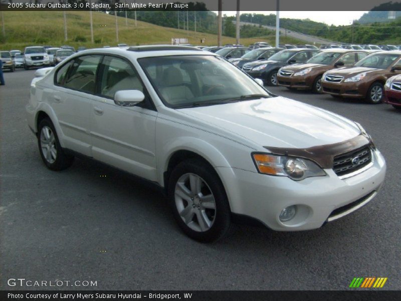 Front 3/4 View of 2005 Outback 3.0 R Sedan