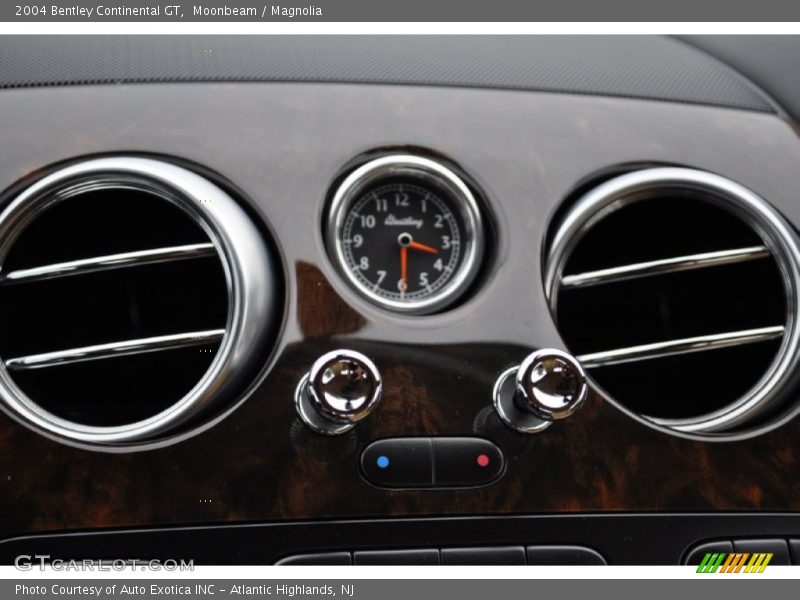 Controls of 2004 Continental GT 