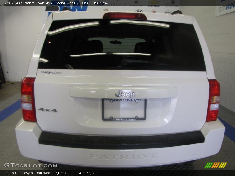 Stone White / Pastel Slate Gray 2007 Jeep Patriot Sport 4x4