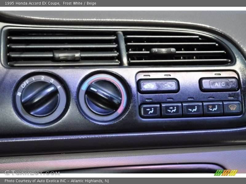 Frost White / Beige 1995 Honda Accord EX Coupe