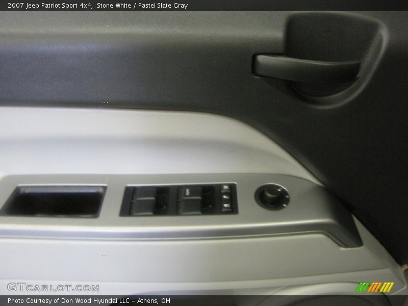 Stone White / Pastel Slate Gray 2007 Jeep Patriot Sport 4x4