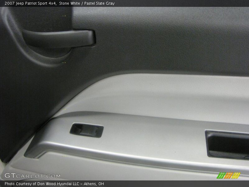 Stone White / Pastel Slate Gray 2007 Jeep Patriot Sport 4x4