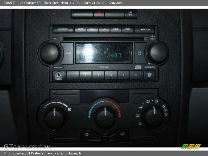 Silver Steel Metallic / Dark Slate Gray/Light Graystone 2006 Dodge Charger SE