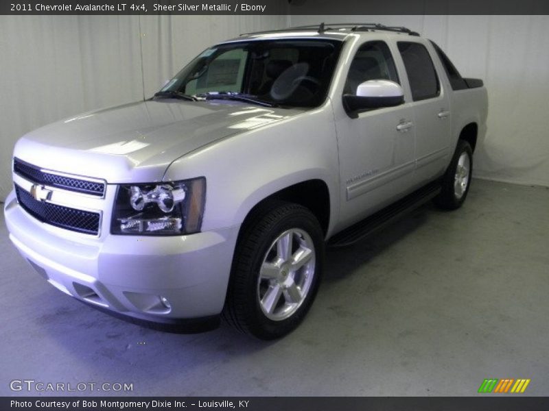 Sheer Silver Metallic / Ebony 2011 Chevrolet Avalanche LT 4x4