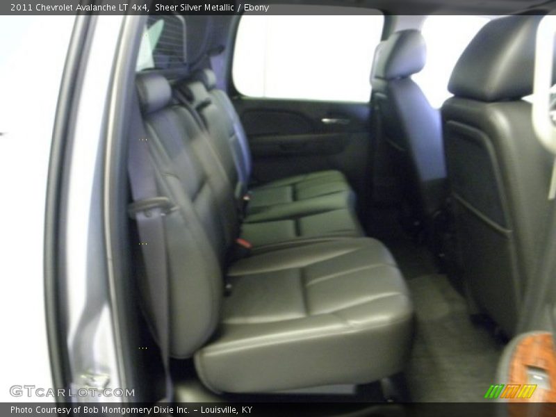 Sheer Silver Metallic / Ebony 2011 Chevrolet Avalanche LT 4x4