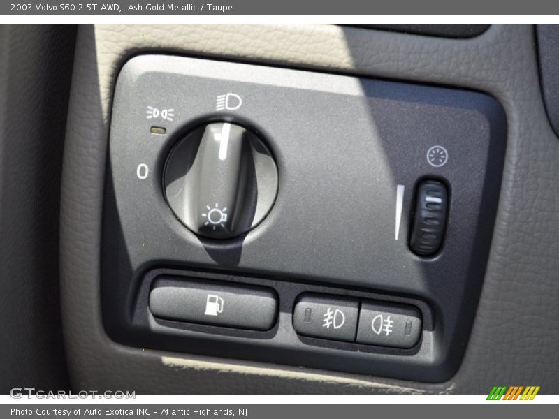 Ash Gold Metallic / Taupe 2003 Volvo S60 2.5T AWD