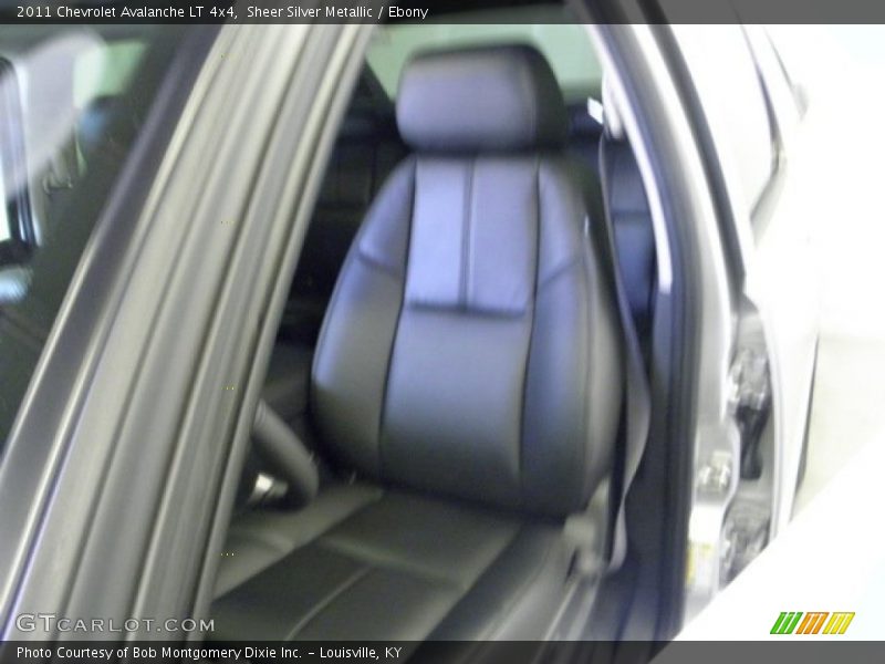 Sheer Silver Metallic / Ebony 2011 Chevrolet Avalanche LT 4x4