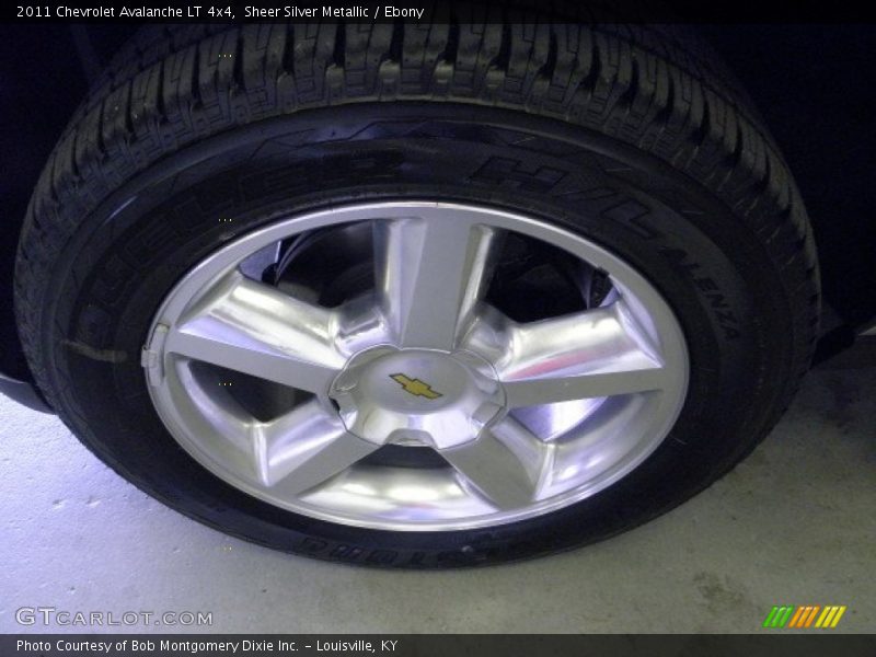 Sheer Silver Metallic / Ebony 2011 Chevrolet Avalanche LT 4x4
