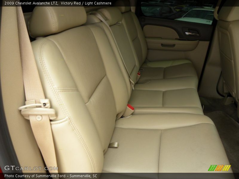 Victory Red / Light Cashmere 2009 Chevrolet Avalanche LTZ