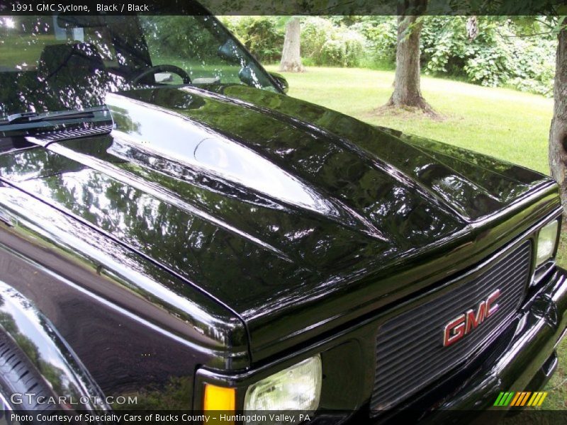 Black / Black 1991 GMC Syclone