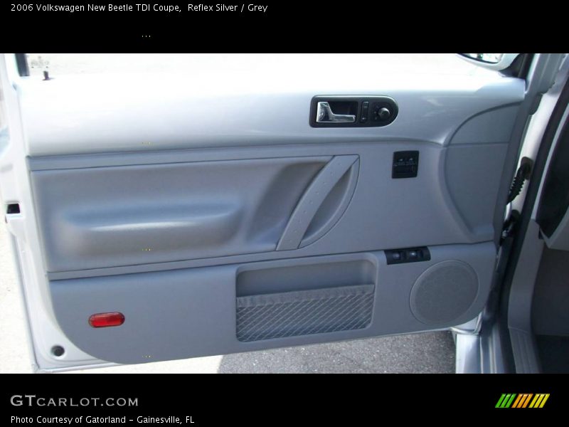 Reflex Silver / Grey 2006 Volkswagen New Beetle TDI Coupe