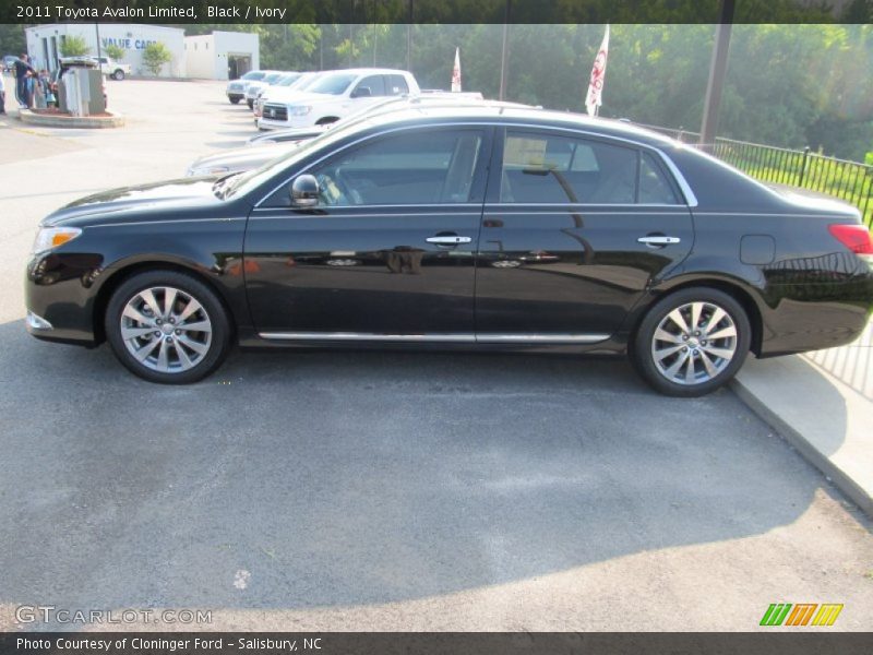 Black / Ivory 2011 Toyota Avalon Limited