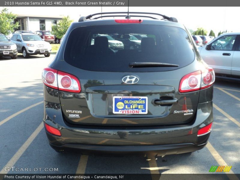 Black Forest Green Metallic / Gray 2010 Hyundai Santa Fe GLS 4WD