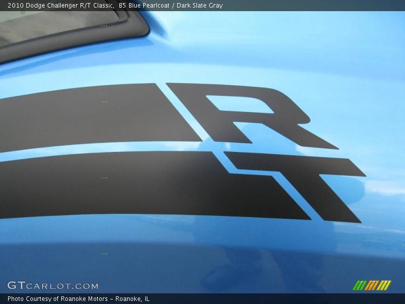 B5 Blue Pearlcoat / Dark Slate Gray 2010 Dodge Challenger R/T Classic