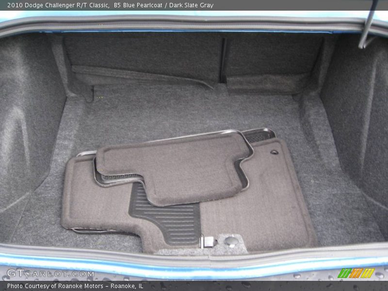 B5 Blue Pearlcoat / Dark Slate Gray 2010 Dodge Challenger R/T Classic