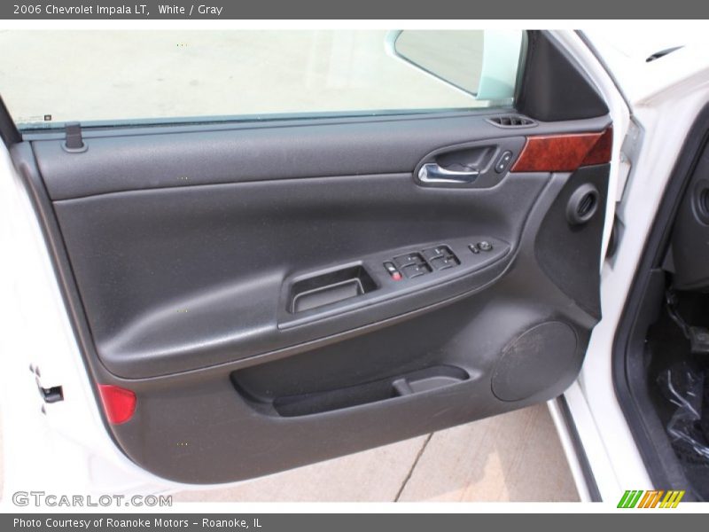 White / Gray 2006 Chevrolet Impala LT