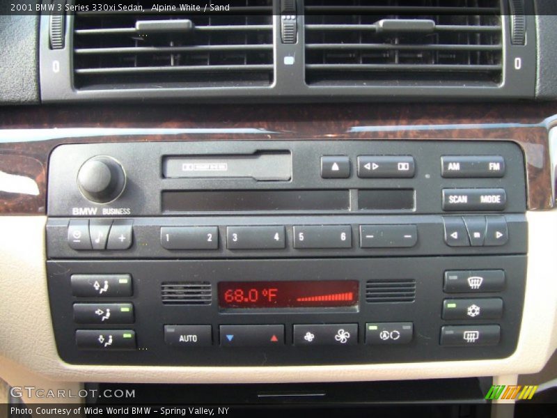 Alpine White / Sand 2001 BMW 3 Series 330xi Sedan
