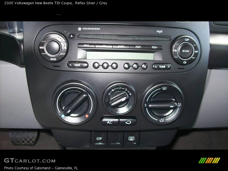 Reflex Silver / Grey 2006 Volkswagen New Beetle TDI Coupe