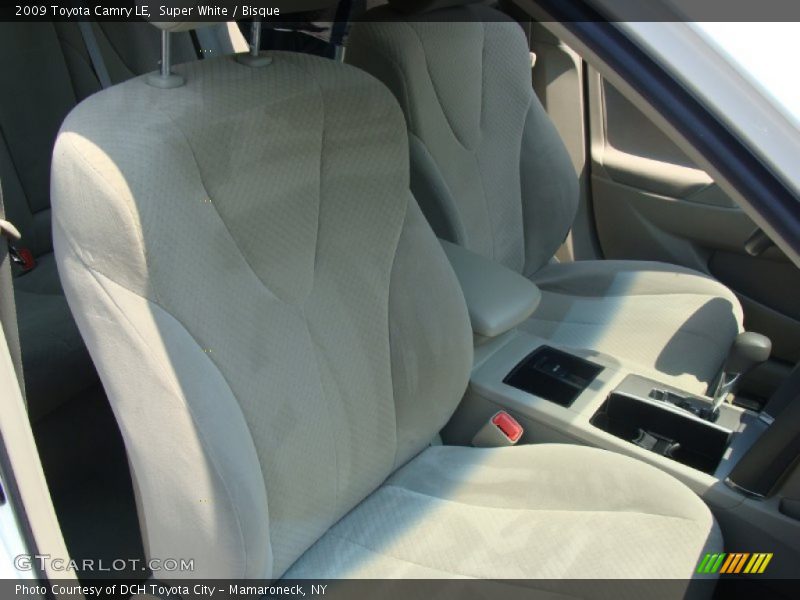 Super White / Bisque 2009 Toyota Camry LE