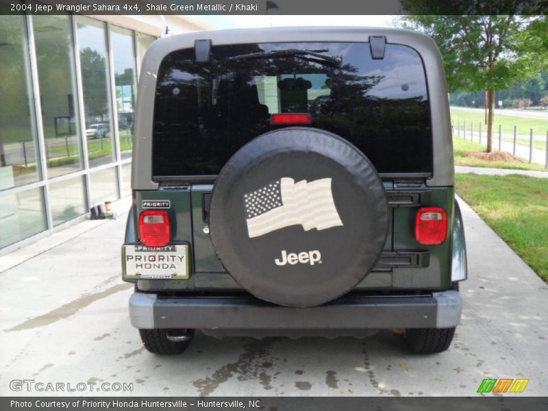 Shale Green Metallic / Khaki 2004 Jeep Wrangler Sahara 4x4