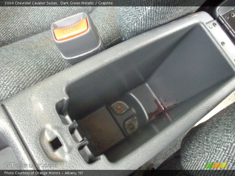 Dark Green Metallic / Graphite 2004 Chevrolet Cavalier Sedan