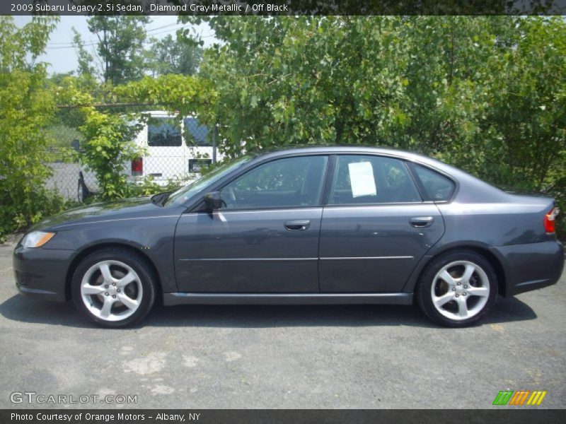 Diamond Gray Metallic / Off Black 2009 Subaru Legacy 2.5i Sedan