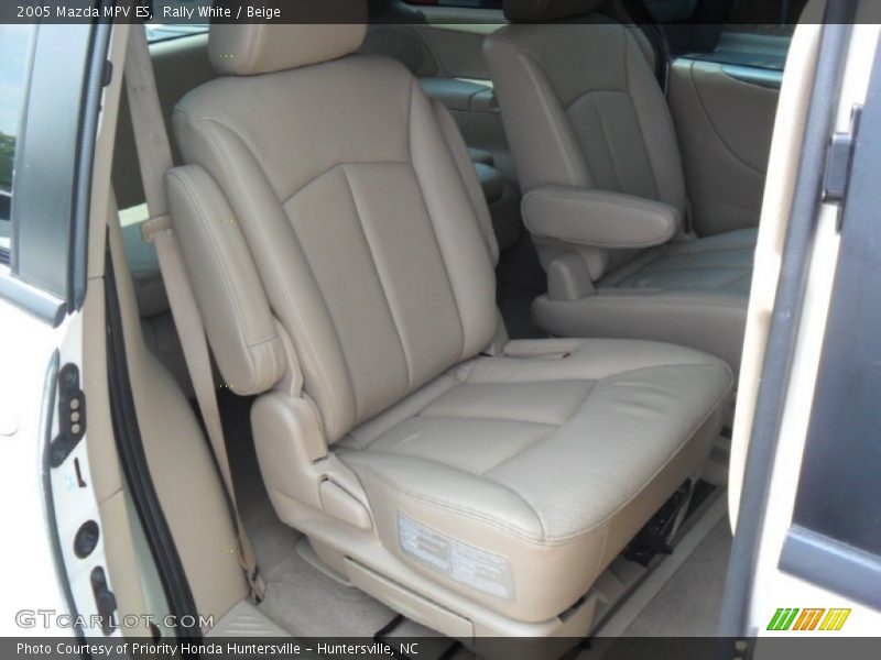  2005 MPV ES Beige Interior