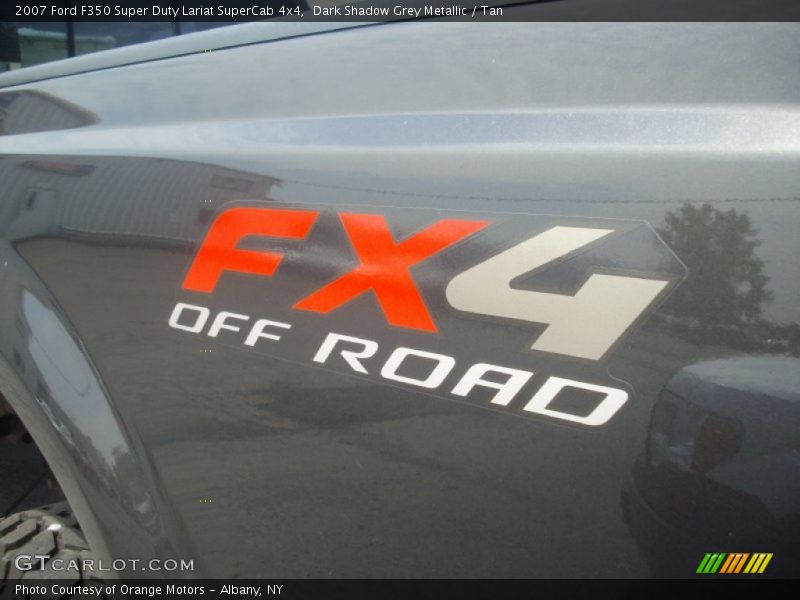  2007 F350 Super Duty Lariat SuperCab 4x4 Logo