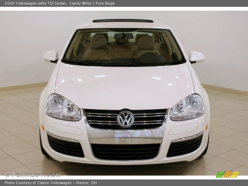 Candy White / Pure Beige 2009 Volkswagen Jetta TDI Sedan