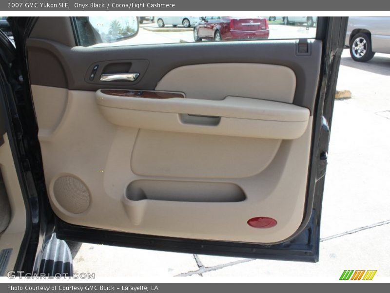 Onyx Black / Cocoa/Light Cashmere 2007 GMC Yukon SLE