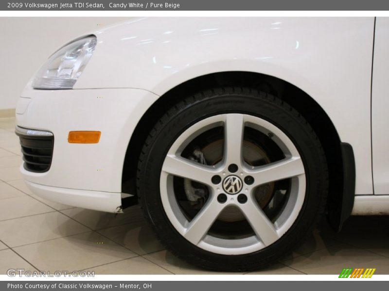 Candy White / Pure Beige 2009 Volkswagen Jetta TDI Sedan