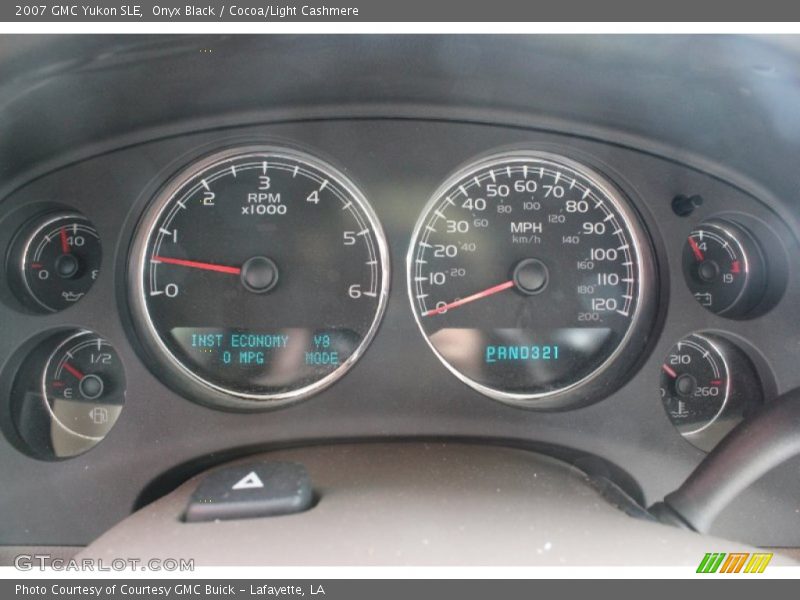 Onyx Black / Cocoa/Light Cashmere 2007 GMC Yukon SLE