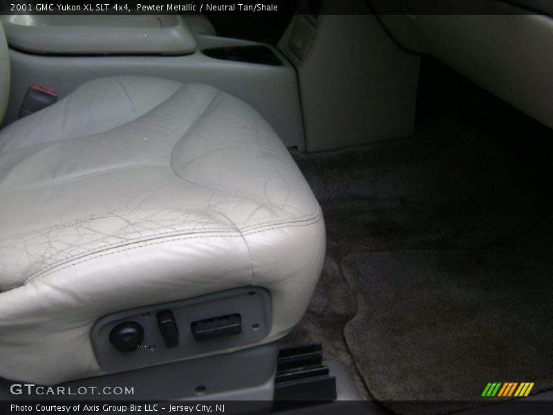 Pewter Metallic / Neutral Tan/Shale 2001 GMC Yukon XL SLT 4x4