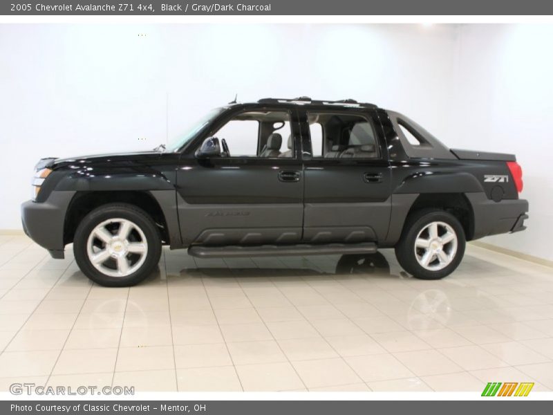 Black / Gray/Dark Charcoal 2005 Chevrolet Avalanche Z71 4x4