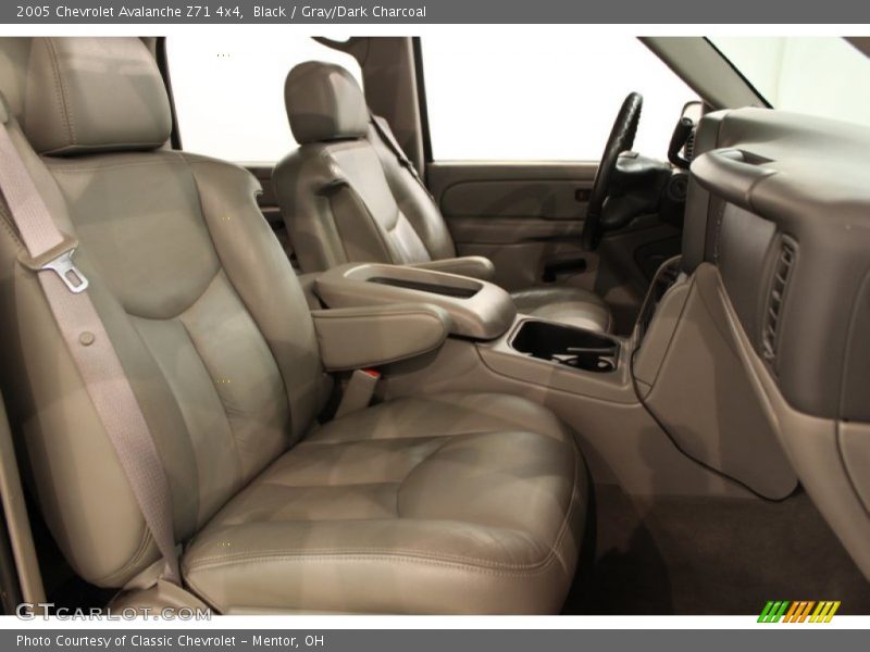 Black / Gray/Dark Charcoal 2005 Chevrolet Avalanche Z71 4x4